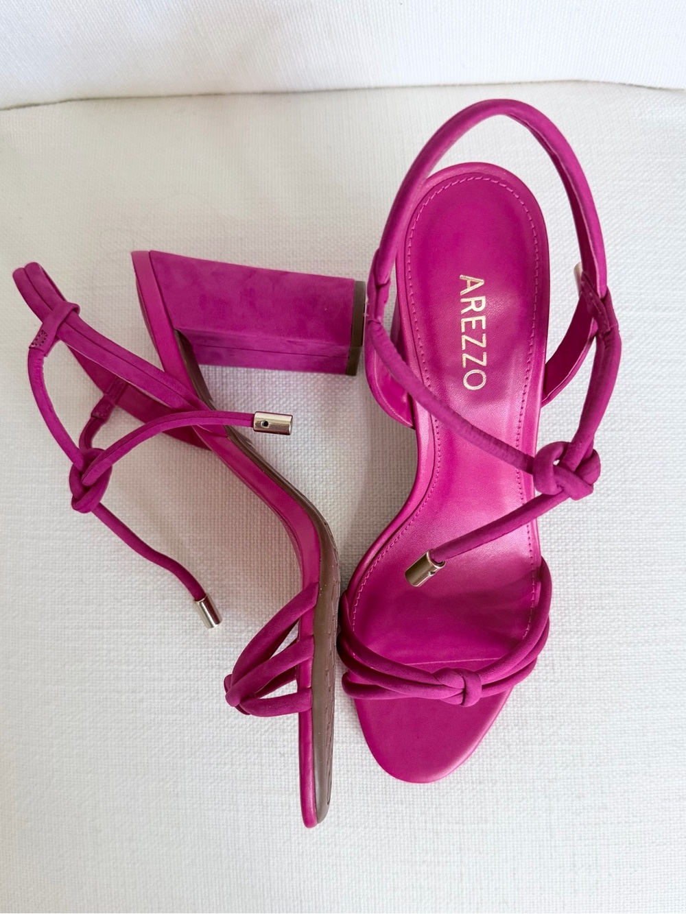 Arezzo Brazil Fuchsia Pink Suede Leather Block Heel Lace Up Sandals Womens 8 NWT